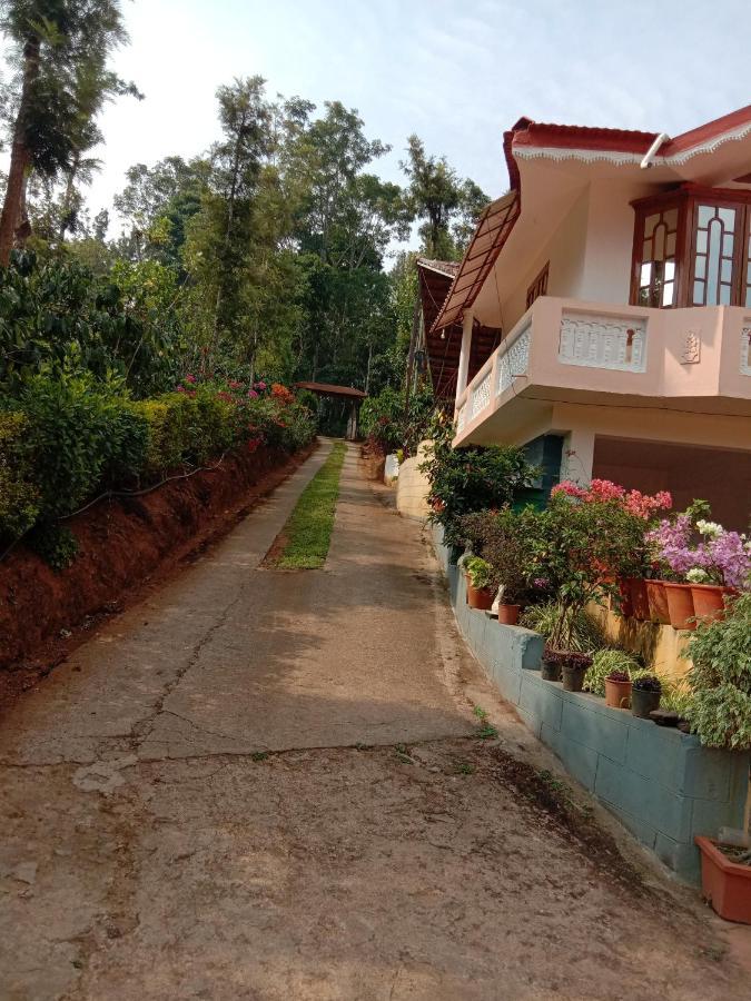 Shivalaya Homestay, Madikeri Siddapura  Екстер'єр фото