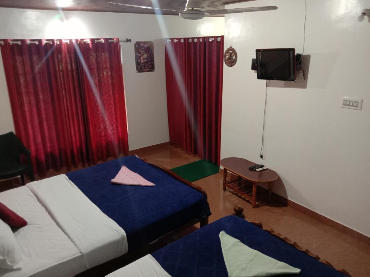 Shivalaya Homestay, Madikeri Siddapura  Екстер'єр фото
