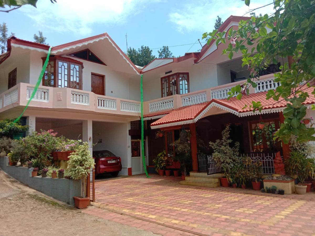 Shivalaya Homestay, Madikeri Siddapura  Екстер'єр фото