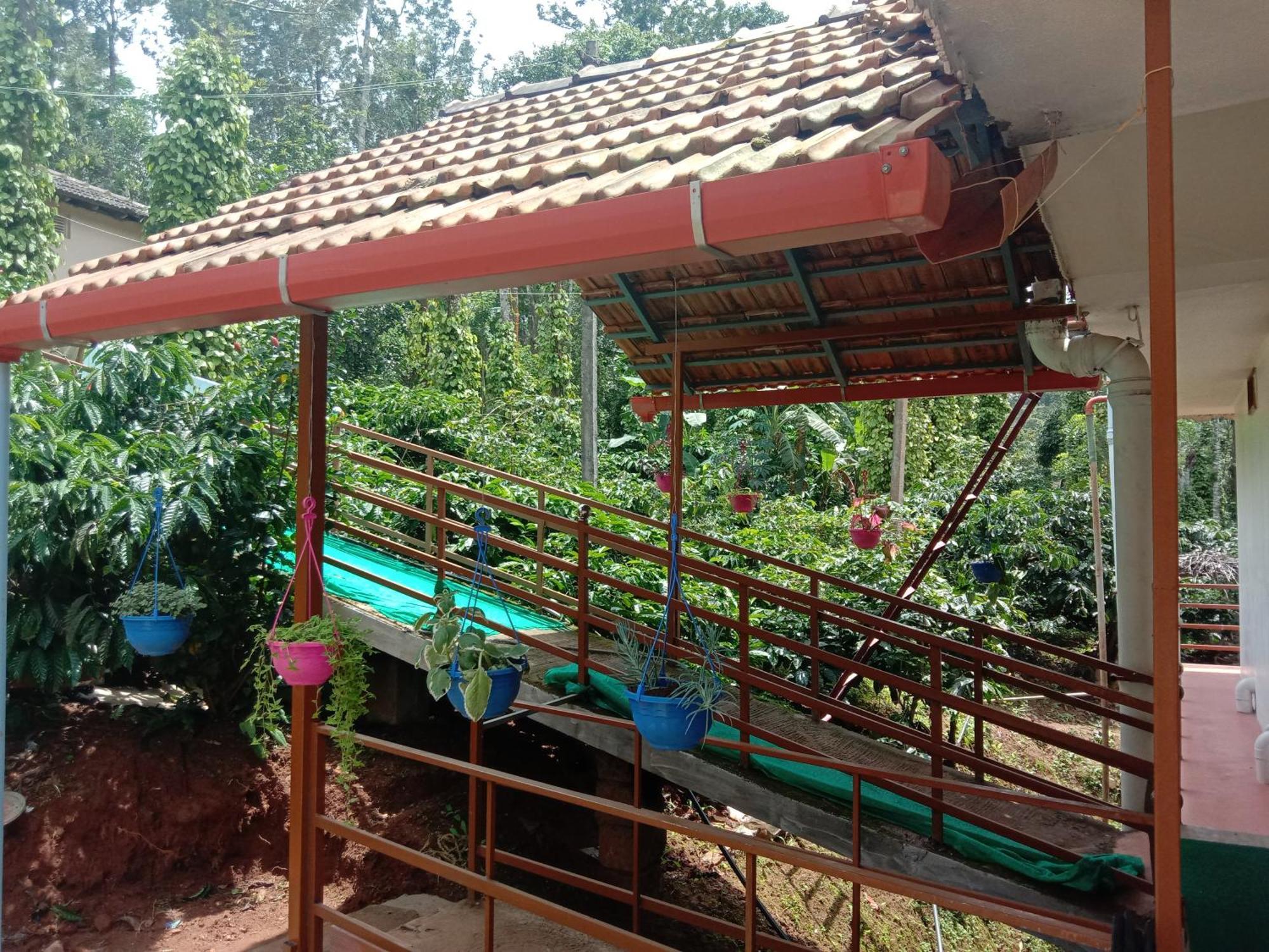 Shivalaya Homestay, Madikeri Siddapura  Екстер'єр фото