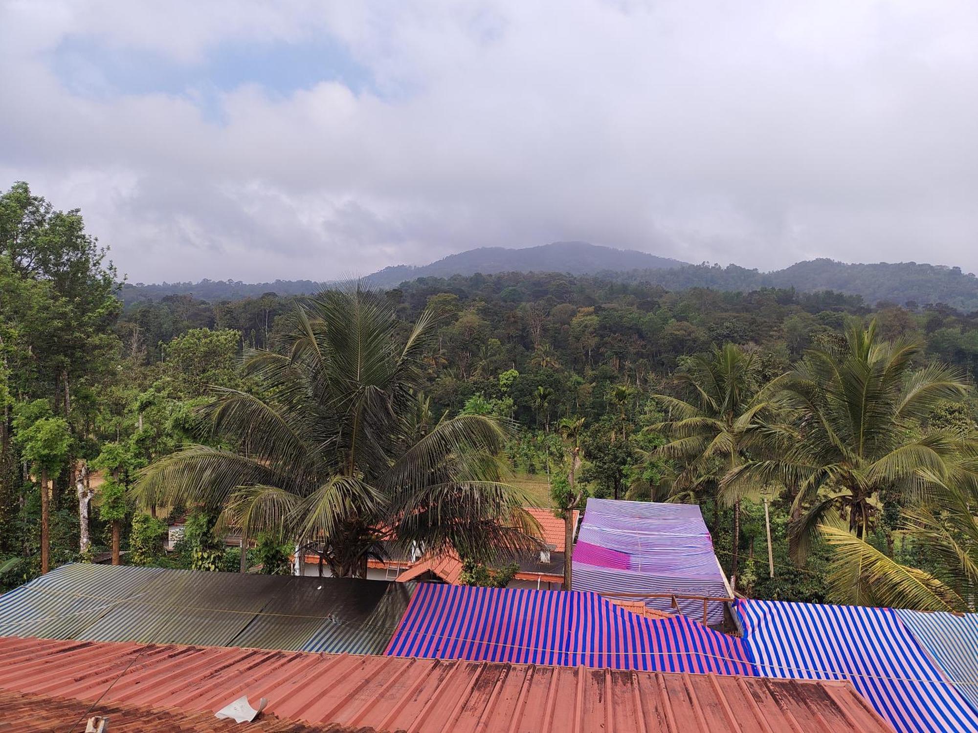 Shivalaya Homestay, Madikeri Siddapura  Екстер'єр фото