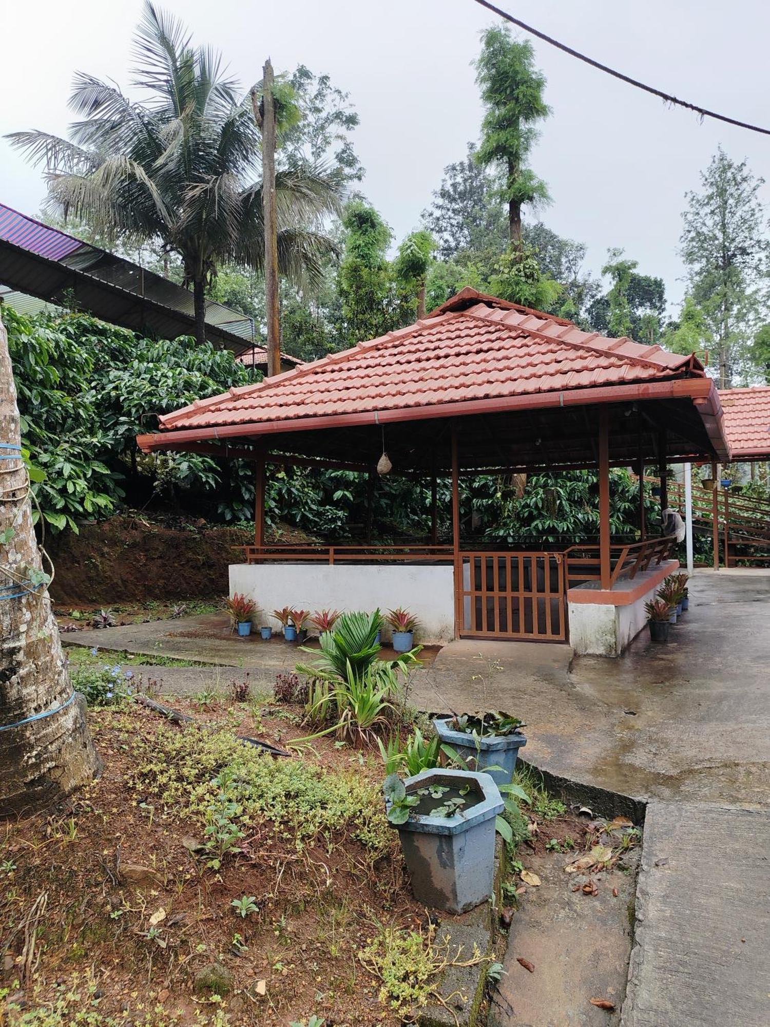 Shivalaya Homestay, Madikeri Siddapura  Екстер'єр фото